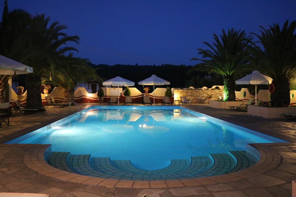Kelyfos Hotel Neos Marmaras Extérieur photo